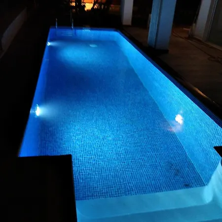 Cesmevillatuna Villa *